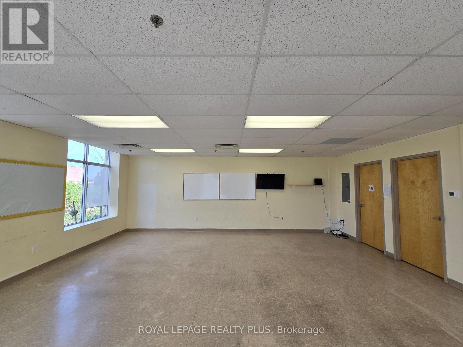 105 - 330 Bronte Street S, Milton, Ontario  L9T 7X1 - Photo 9 - W13171162