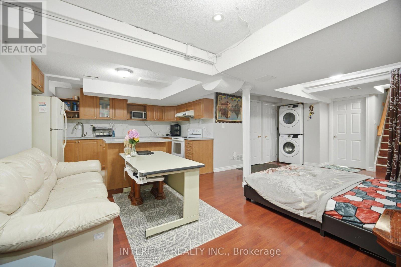 14 Maldives Crescent, Brampton, Ontario  L6P 1L5 - Photo 38 - W13171200