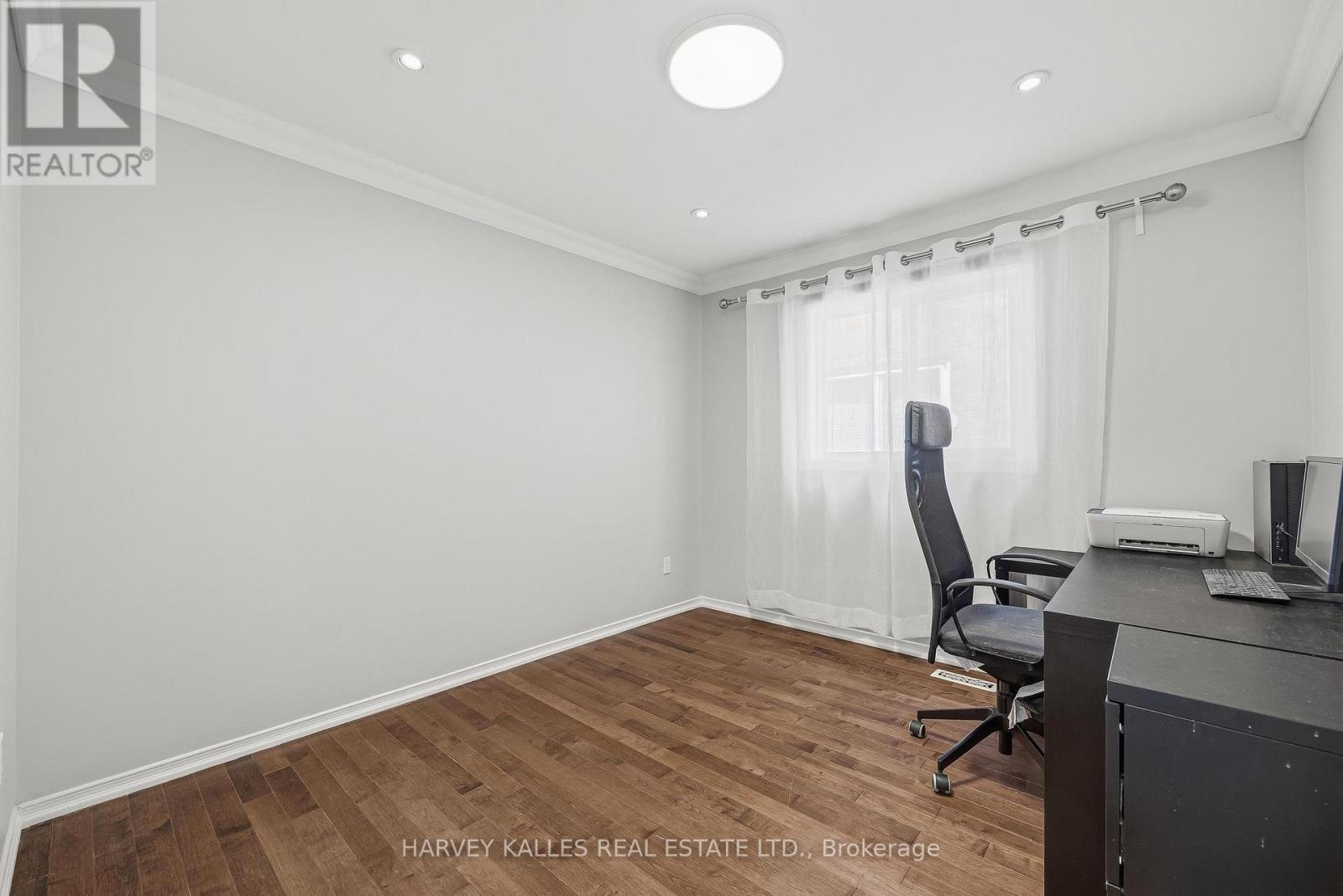 951 White Clover Way, Mississauga, Ontario  L5V 1E7 - Photo 17 - W13171250