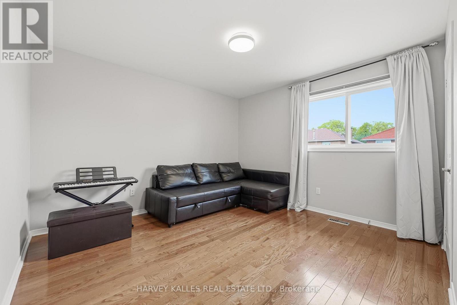 951 White Clover Way, Mississauga, Ontario  L5V 1E7 - Photo 30 - W13171250