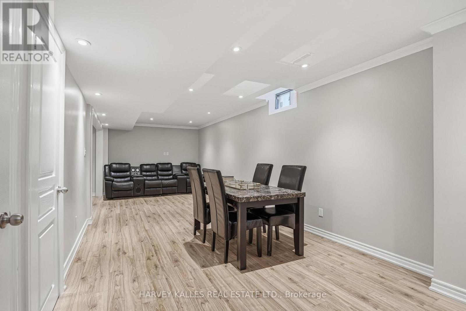 951 White Clover Way, Mississauga, Ontario  L5V 1E7 - Photo 38 - W13171250
