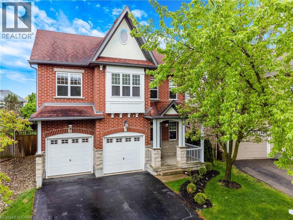 35 Coopershawk Street, Kitchener, Ontario  N2K 4J7 - Photo 1 - 40833289