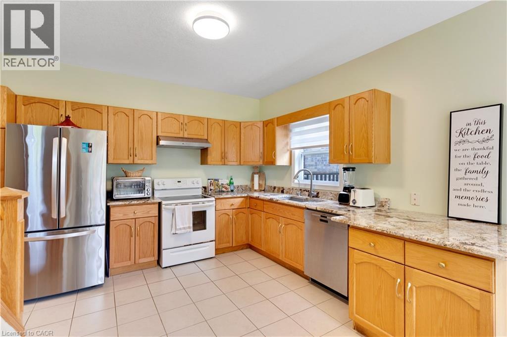 35 Coopershawk Street, Kitchener, Ontario  N2K 4J7 - Photo 7 - 40833289