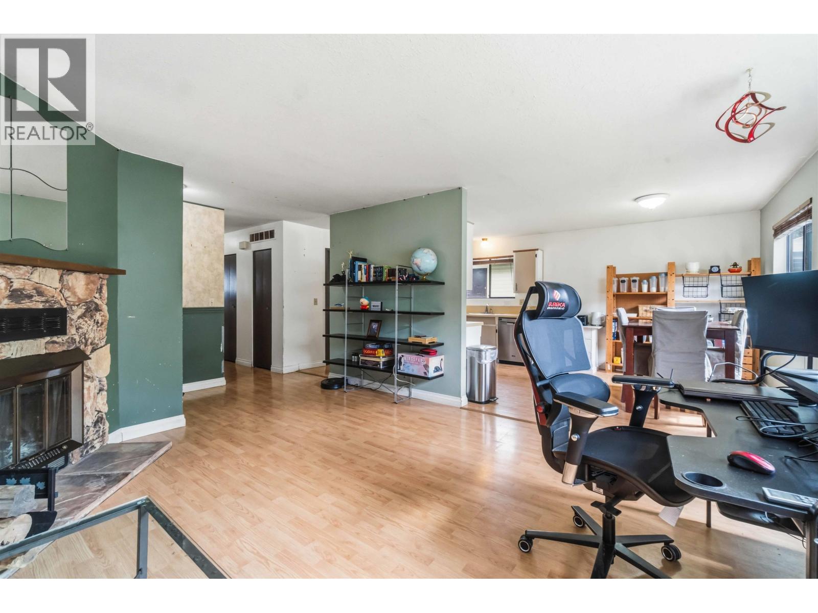 1955 Coquitlam Avenue, Port Coquitlam, British Columbia  V3B 1J2 - Photo 7 - R3127234