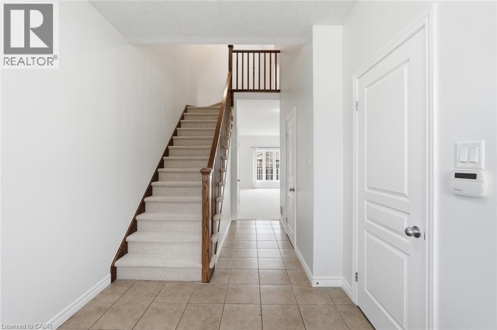 99 Panabaker Drive Unit# 35, Ancaster, Ontario  L9G 0A3 - Photo 3 - 40826321