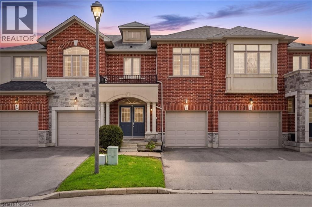 99 PANABAKER Drive Unit# 35, Ancaster, Ontario