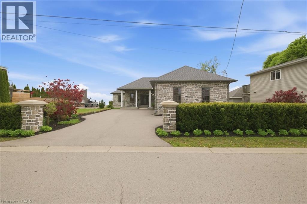 70 Brown Street, Port Dover, Ontario  N0A 1N7 - Photo 4 - 40831227