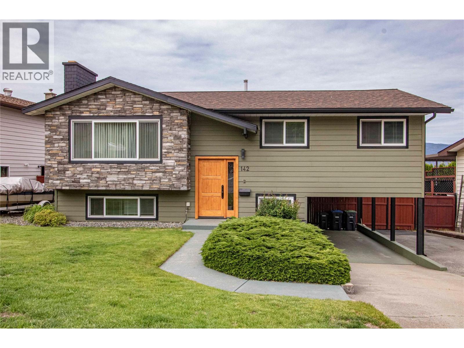 142 Cleland Drive, Penticton, British Columbia  V2A 7G9 - Photo 2 - 10388645