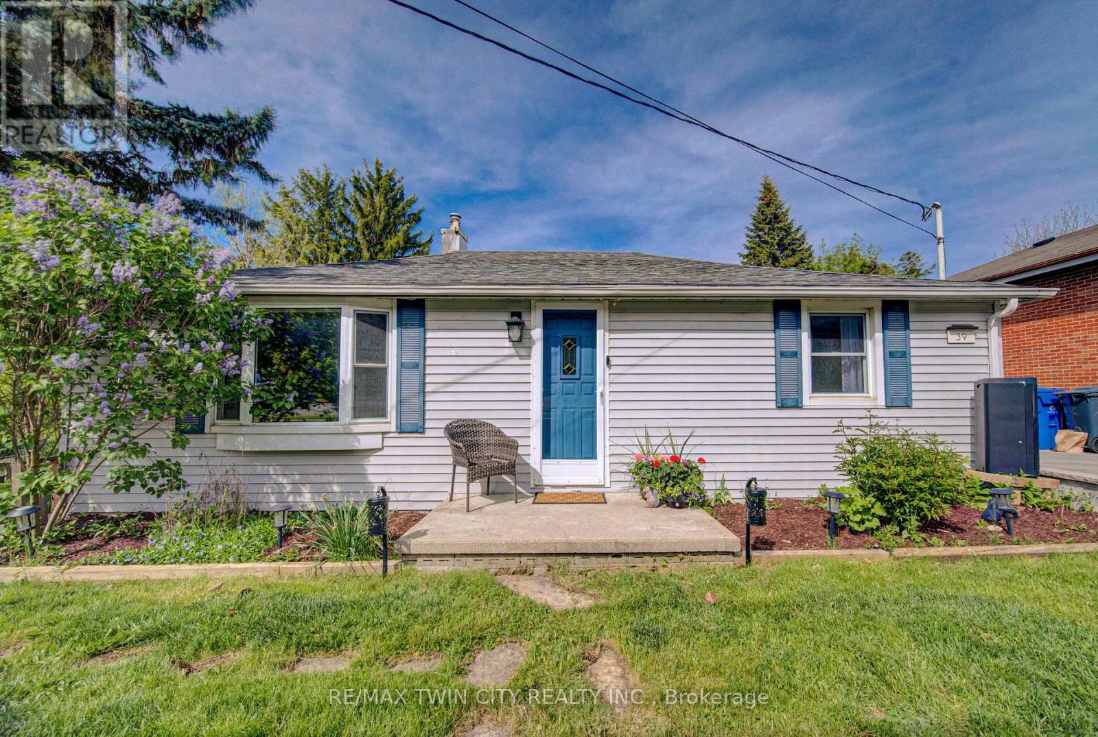 39 GUELPH STREET, Guelph, Ontario