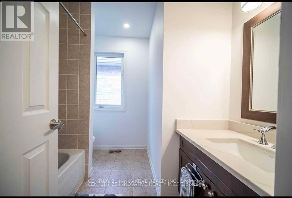 Upper - 165 Emick Drive, Hamilton, Ontario  L9K 0C9 - Photo 18 - X13171252