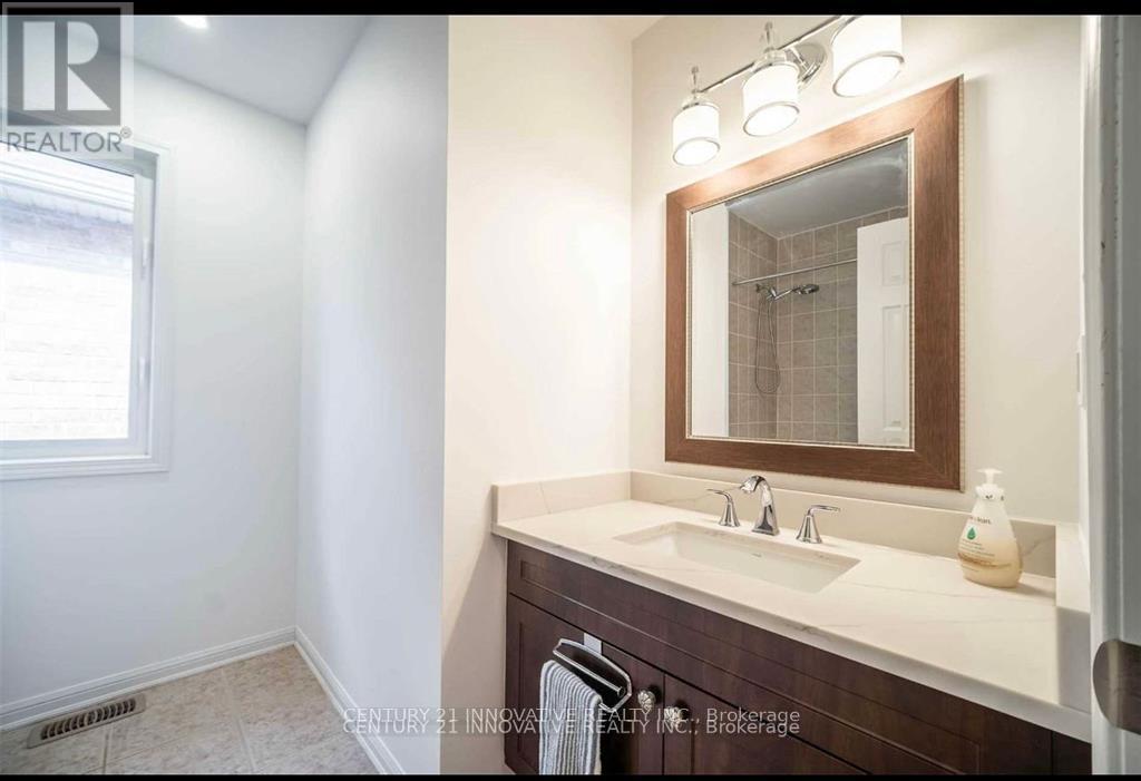 Upper - 165 Emick Drive, Hamilton, Ontario  L9K 0C9 - Photo 8 - X13171252