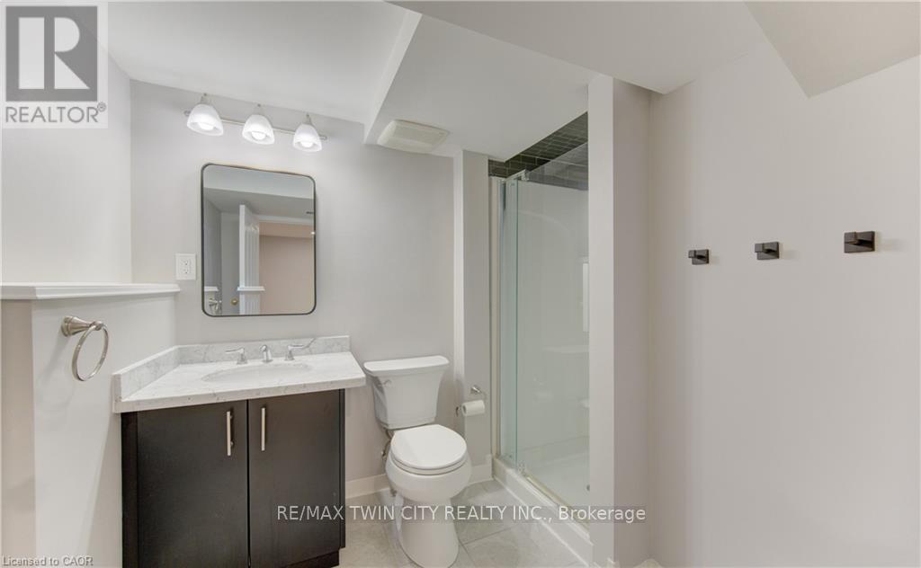 51 Coach Hill Drive, Kitchener, Ontario  N2E 1N7 - Photo 30 - X13171284