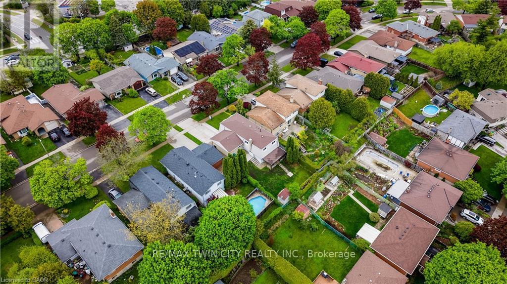 51 Coach Hill Drive, Kitchener, Ontario  N2E 1N7 - Photo 44 - X13171284