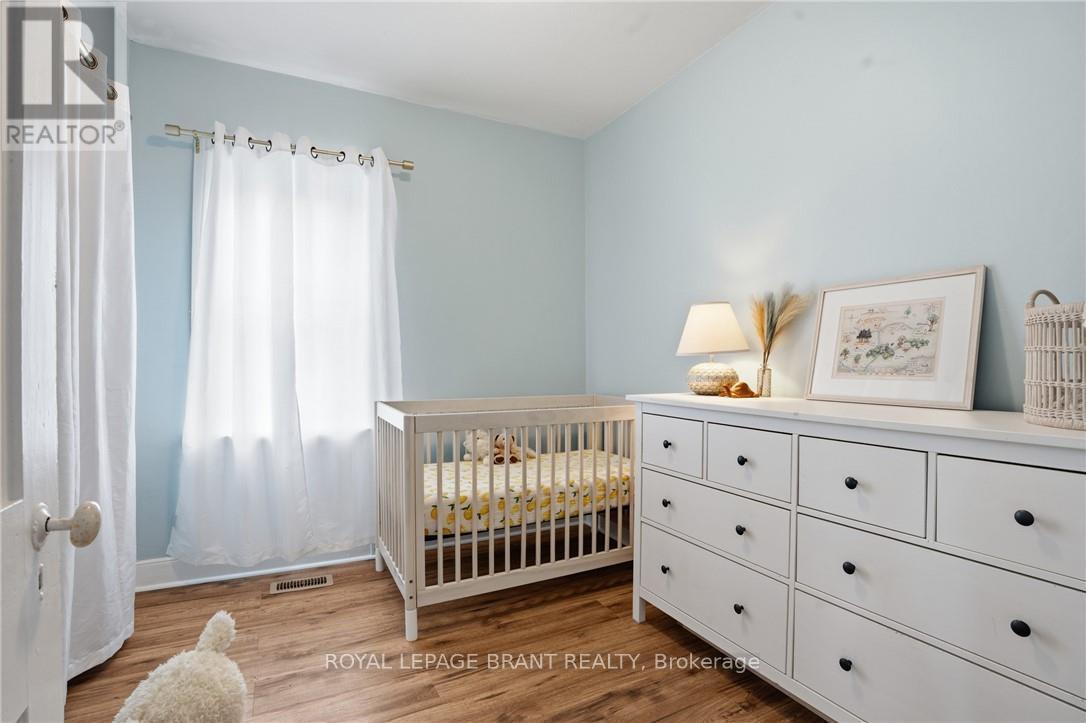 26 Franklin Street, Brant, Ontario  N3L 3B7 - Photo 17 - X13171396