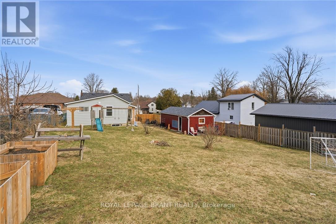 26 Franklin Street, Brant, Ontario  N3L 3B7 - Photo 33 - X13171396
