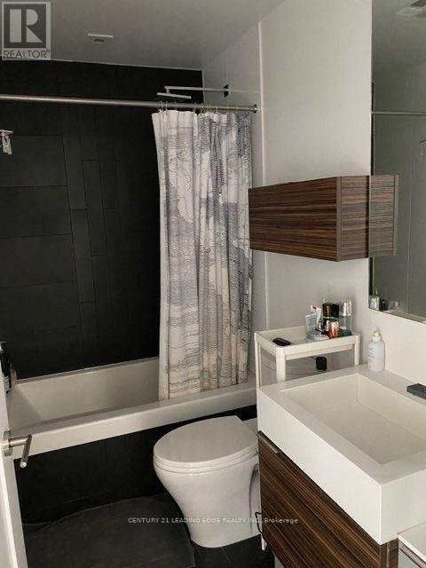 2705 - 88 Scott Street, Toronto, Ontario  M5E 0A9 - Photo 5 - C13168564