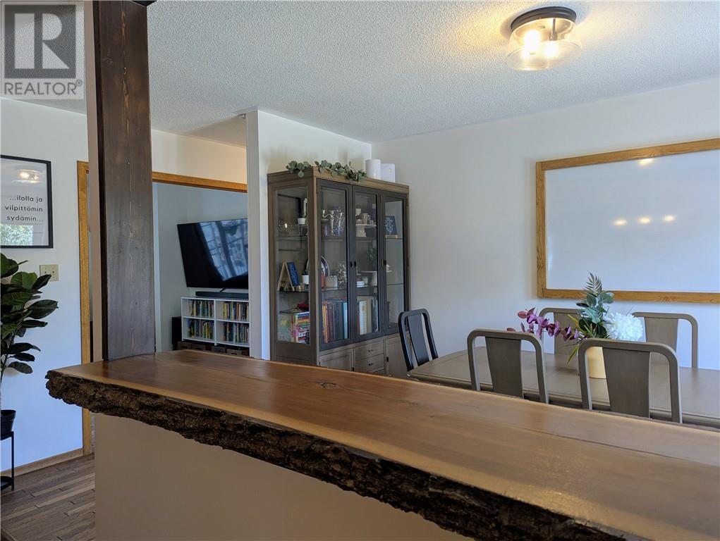 18 Vankoughnet Street W, Little Current, Ontario  p0p 1k0 - Photo 10 - 2128013