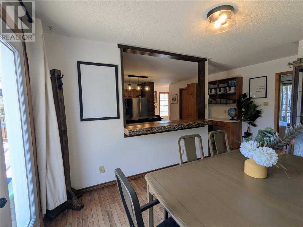 18 Vankoughnet Street W, Little Current, Ontario  p0p 1k0 - Photo 14 - 2128013