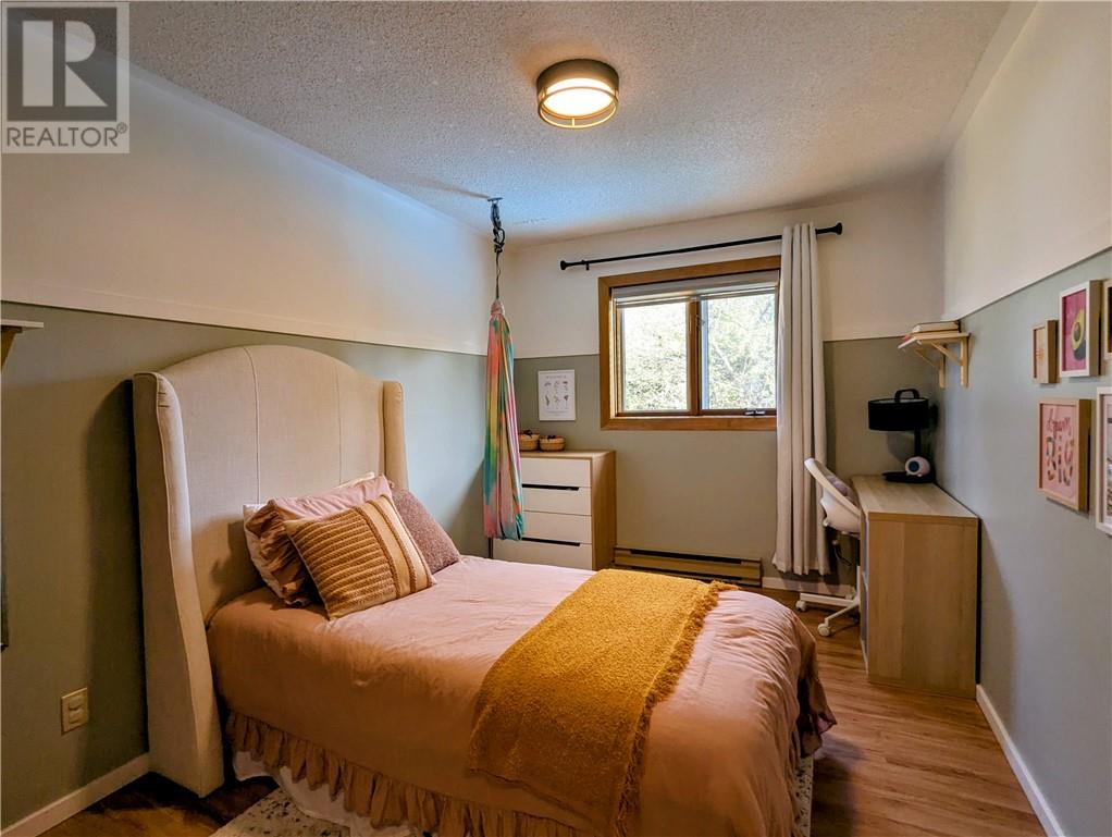 18 Vankoughnet Street W, Little Current, Ontario  p0p 1k0 - Photo 19 - 2128013