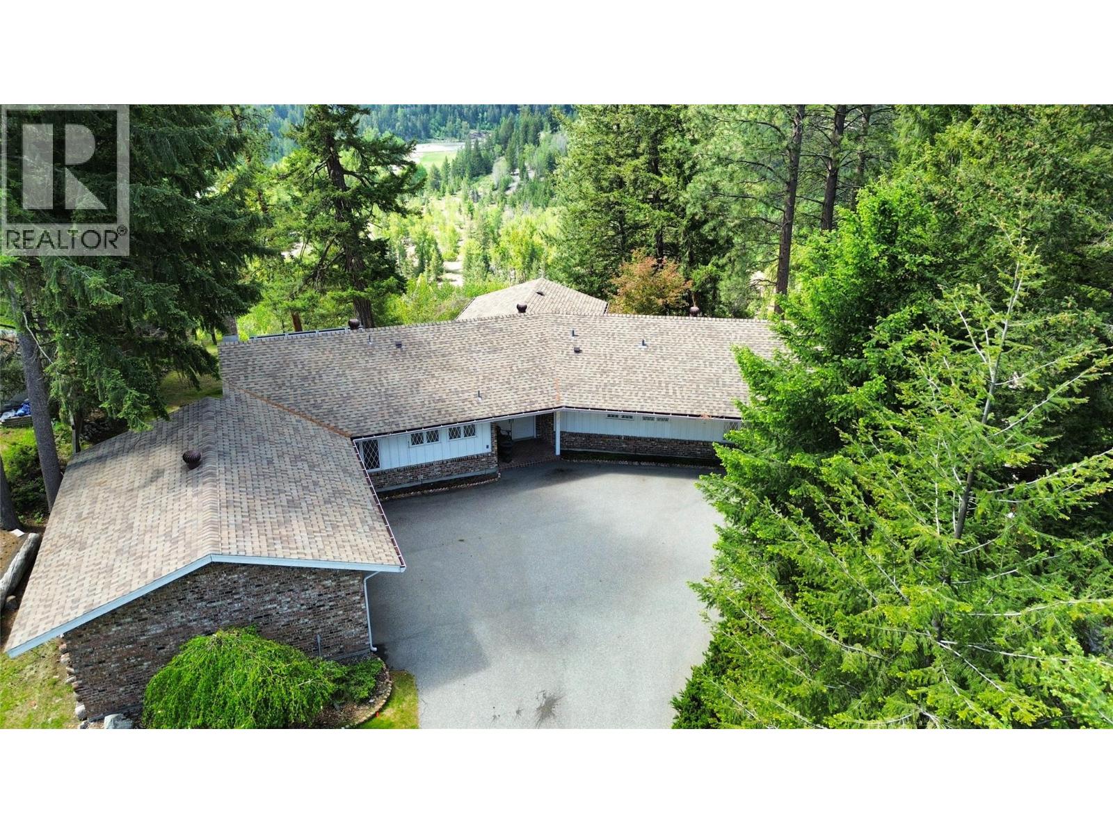 221 West Place, Princeton, British Columbia  V0X 1W0 - Photo 4 - 10388693