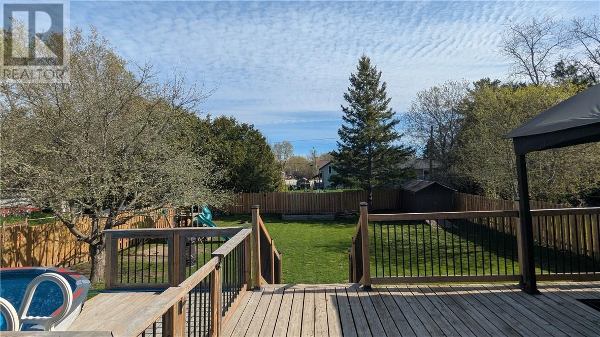 18 Vankoughnet Street W, Little Current, Ontario  p0p 1k0 - Photo 31 - 2128013