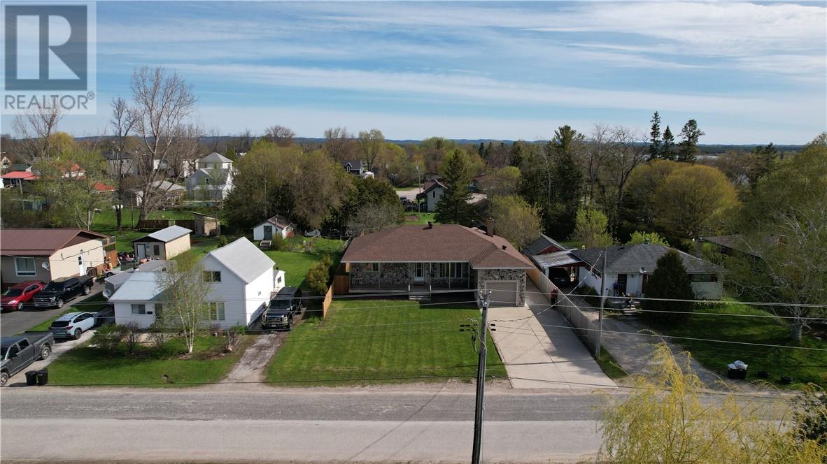 18 Vankoughnet Street W, Little Current, Ontario  p0p 1k0 - Photo 43 - 2128013
