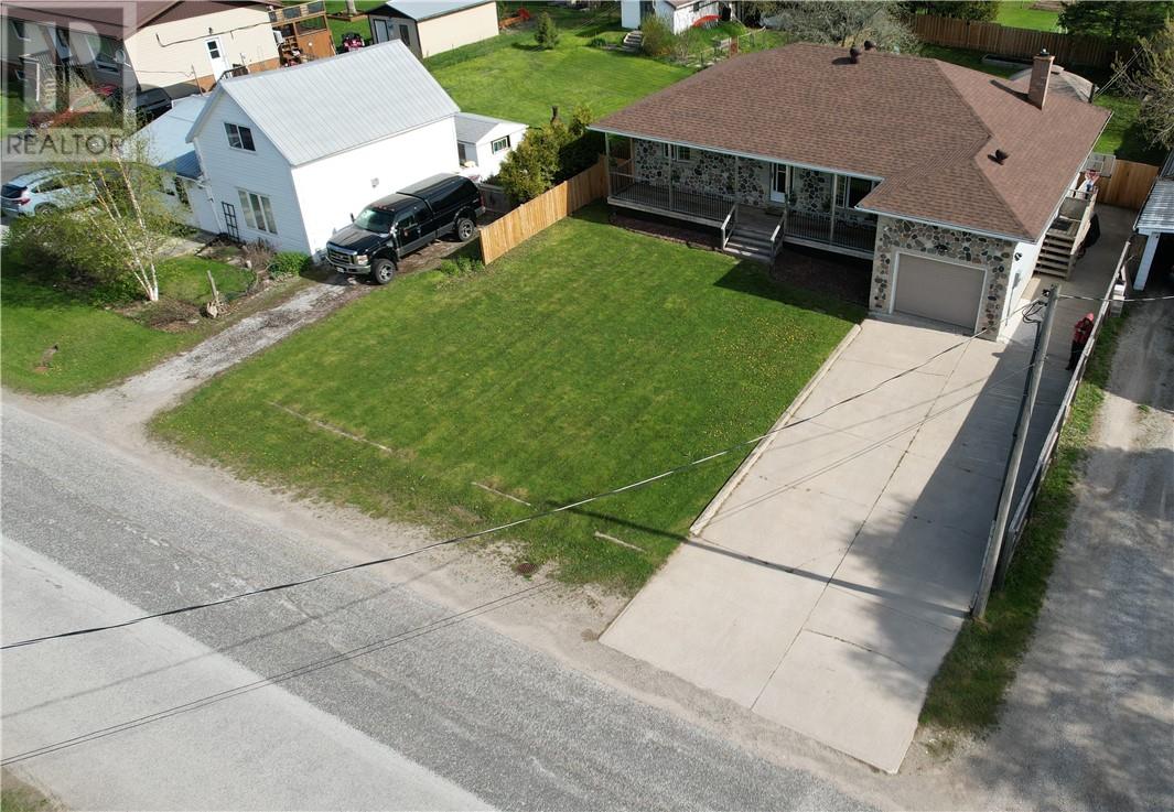 18 Vankoughnet Street W, Little Current, Ontario  p0p 1k0 - Photo 42 - 2128013