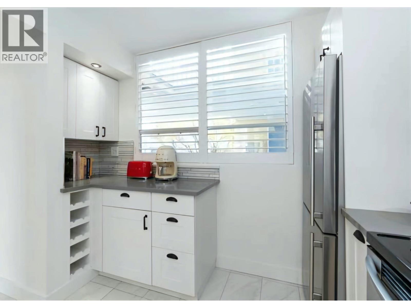 302 1406 Harwood Street, Vancouver, British Columbia  V6G 1X5 - Photo 6 - R3127551