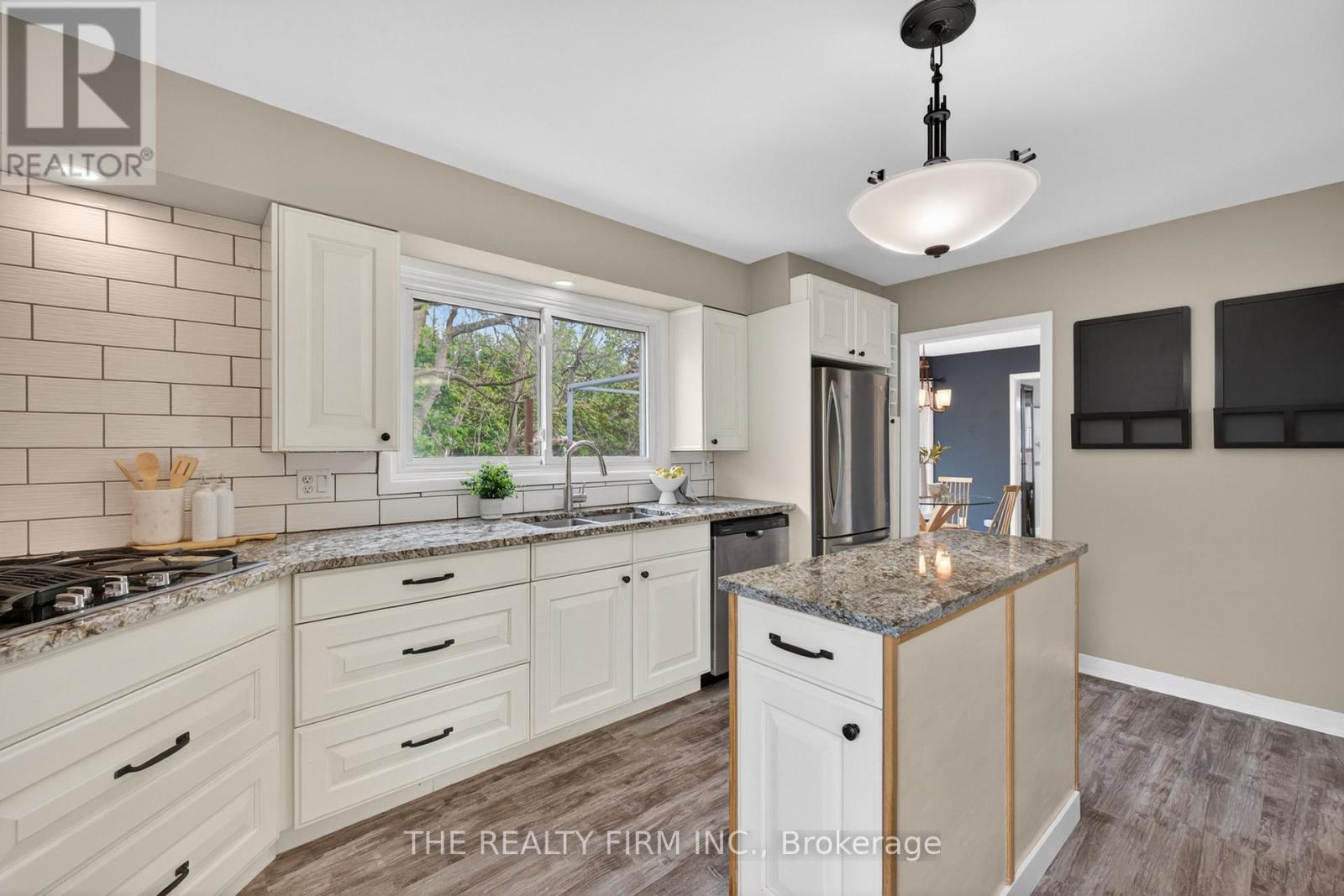 293 Carrie Street, Strathroy-Caradoc, Ontario  N7G 3C9 - Photo 15 - X13171436