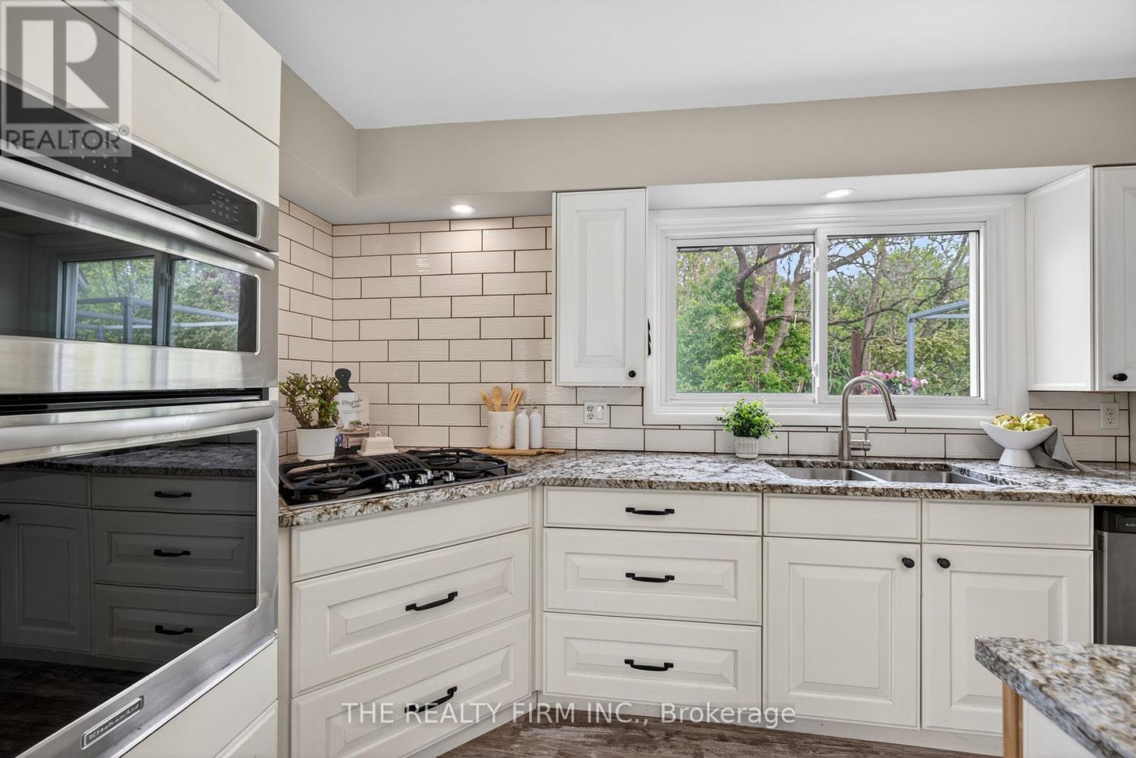 293 Carrie Street, Strathroy-Caradoc, Ontario  N7G 3C9 - Photo 16 - X13171436
