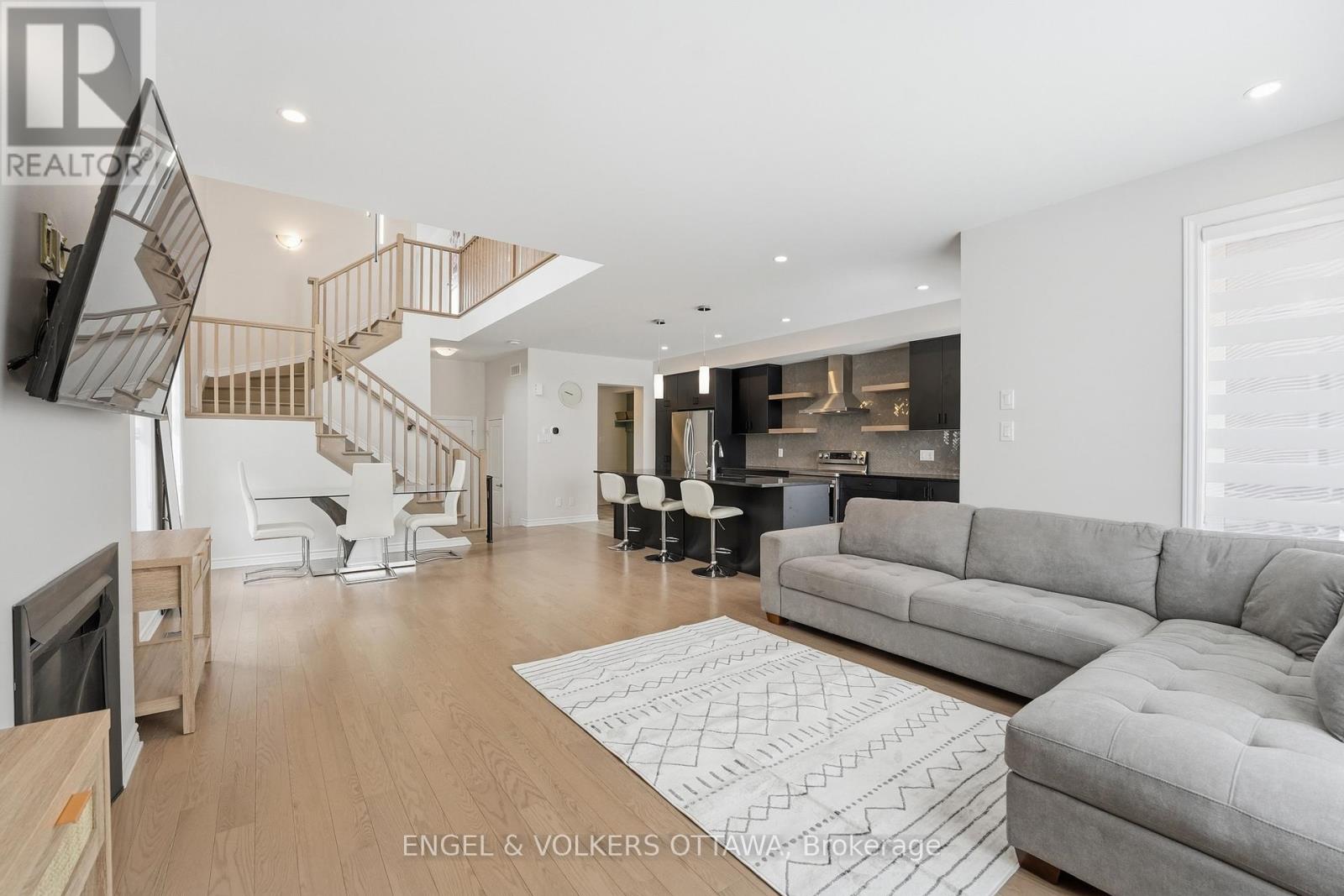 306 Oakmont Drive, North Grenville, Ontario  K0G 1J0 - Photo 19 - X13171418