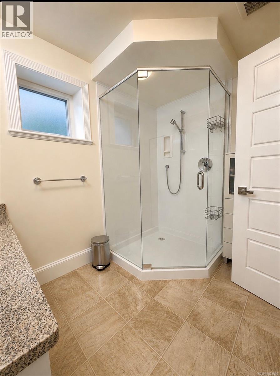 9708a Third St, Sidney, British Columbia  V8L 3A2 - Photo 70 - 1034666