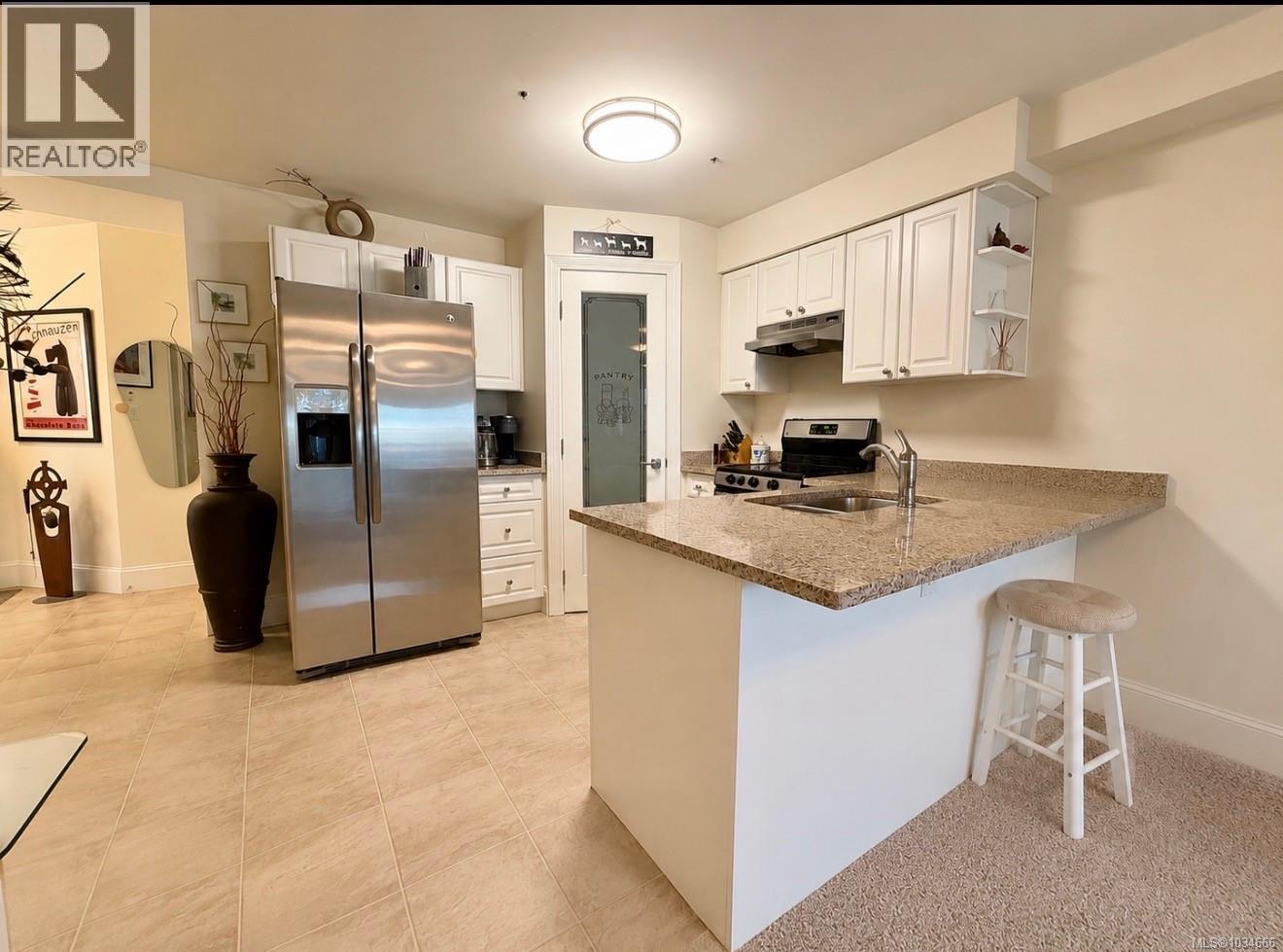 9708a Third St, Sidney, British Columbia  V8L 3A2 - Photo 64 - 1034666