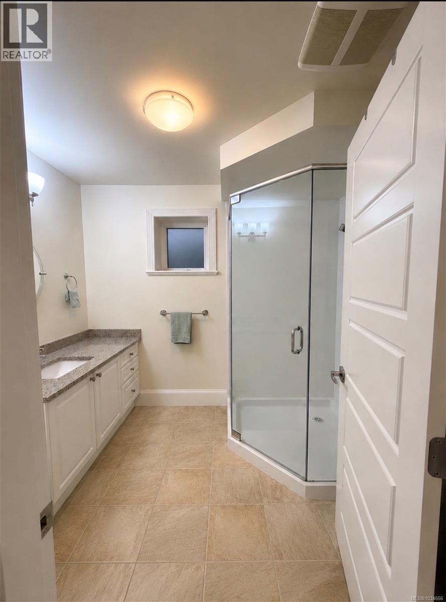 9708a Third St, Sidney, British Columbia  V8L 3A2 - Photo 71 - 1034666