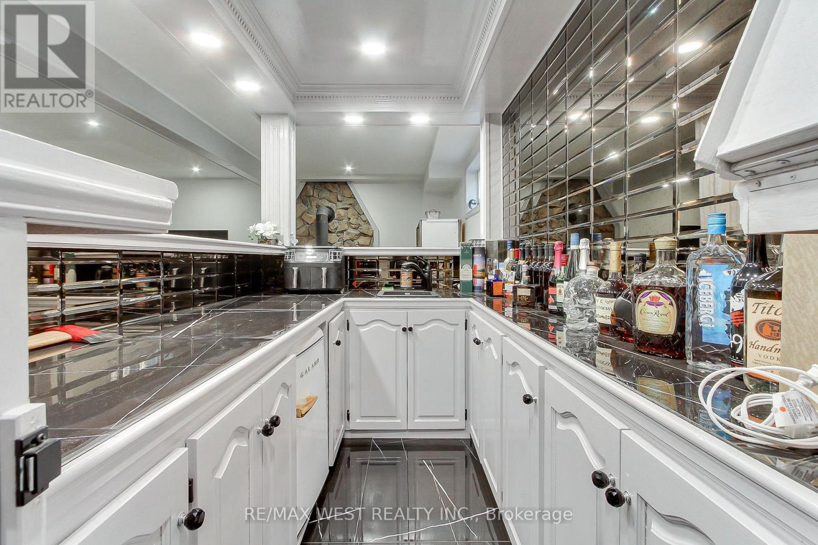 177 Hedge Road, Georgina, Ontario  L0E 1R0 - Photo 25 - N13074900