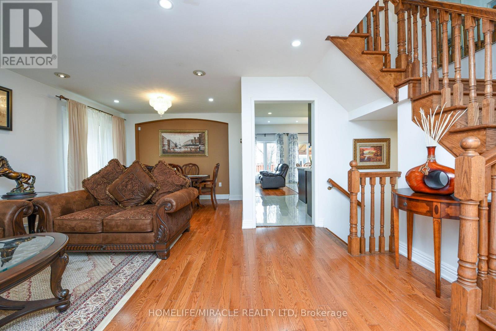 113 Seclusion Crescent, Brampton, Ontario  L6R 1K8 - Photo 10 - W13024556
