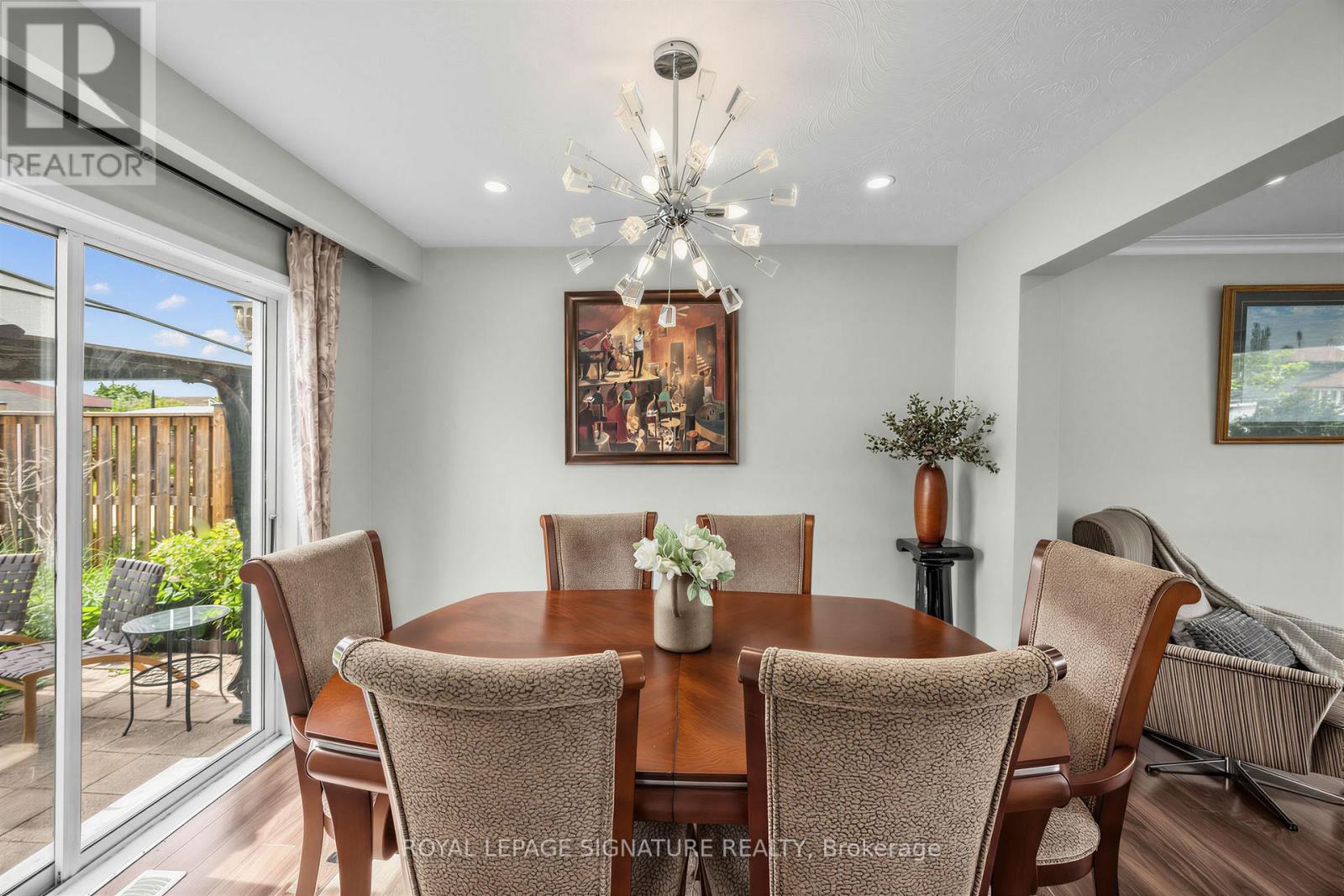 7258 Vernor Drive, Mississauga, Ontario  L4T 2P4 - Photo 10 - W13168508