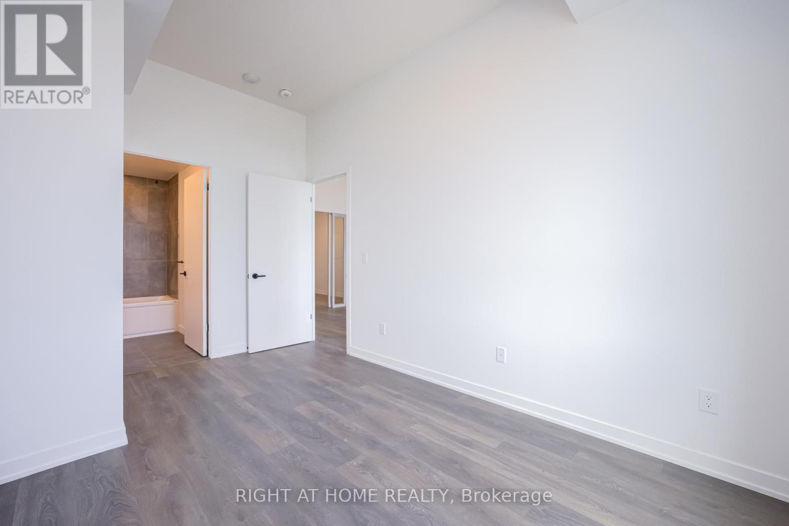 C1605 - 4878 Powers Common, Burlington, Ontario  L7M 2B4 - Photo 18 - W13156044