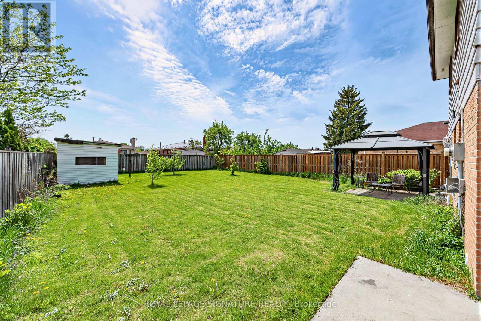 7258 Vernor Drive, Mississauga, Ontario  L4T 2P4 - Photo 33 - W13168508