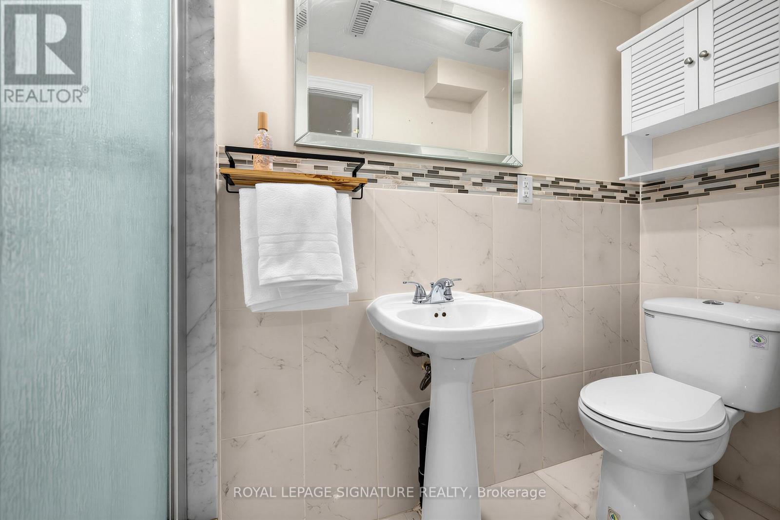 7258 Vernor Drive, Mississauga, Ontario  L4T 2P4 - Photo 32 - W13168508