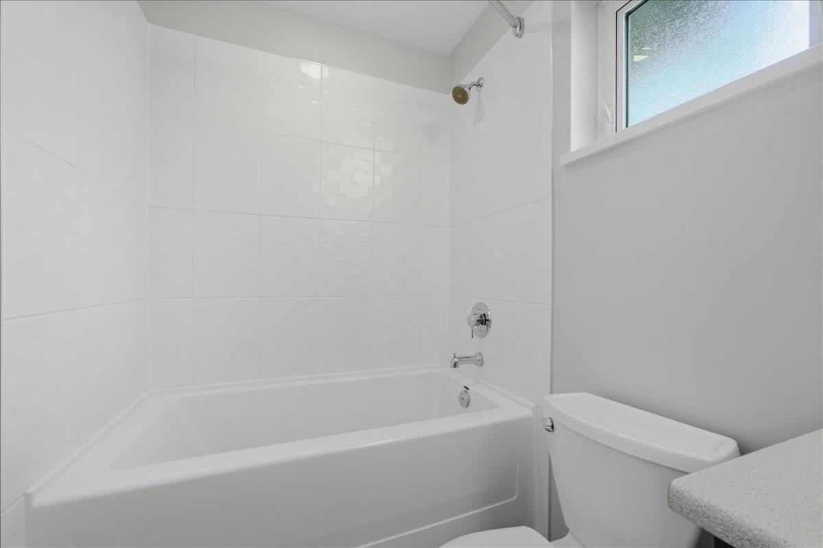 6891 195a Street, Surrey, British Columbia  V4N 6K3 - Photo 21 - R3127580