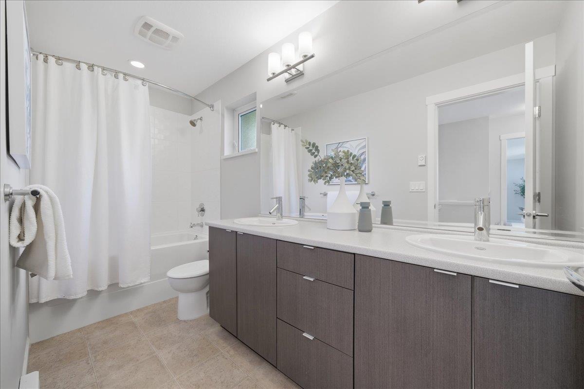 6891 195a Street, Surrey, British Columbia  V4N 6K3 - Photo 22 - R3127580