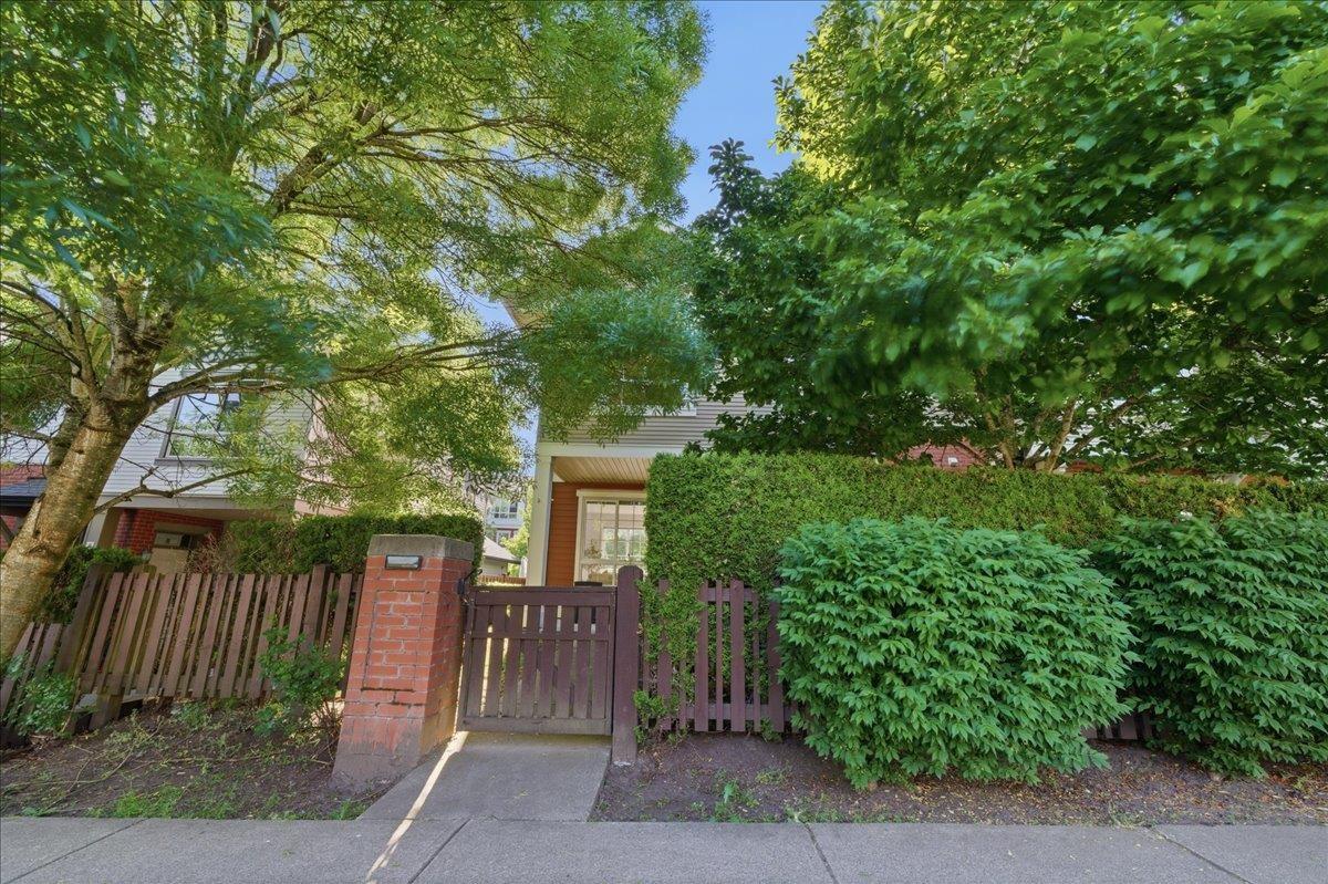 6891 195a Street, Surrey, British Columbia  V4N 6K3 - Photo 27 - R3127580