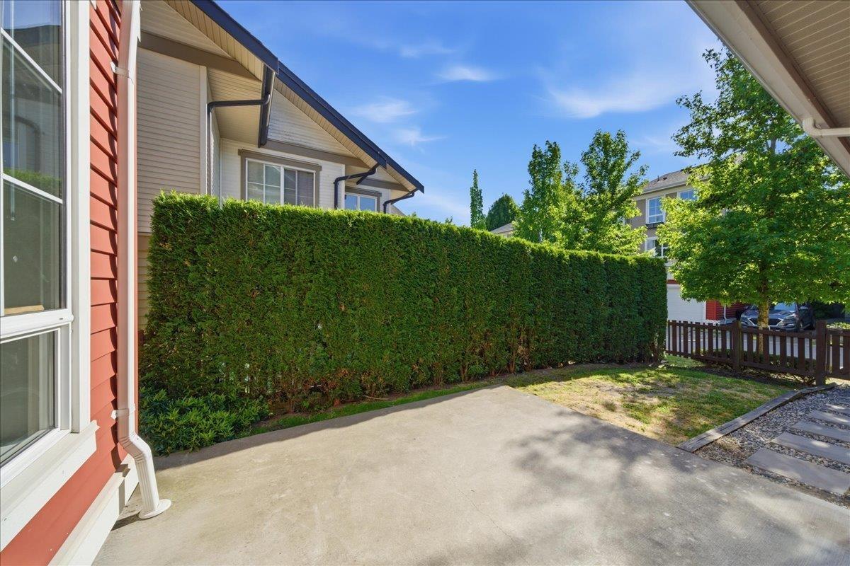 6891 195a Street, Surrey, British Columbia  V4N 6K3 - Photo 33 - R3127580