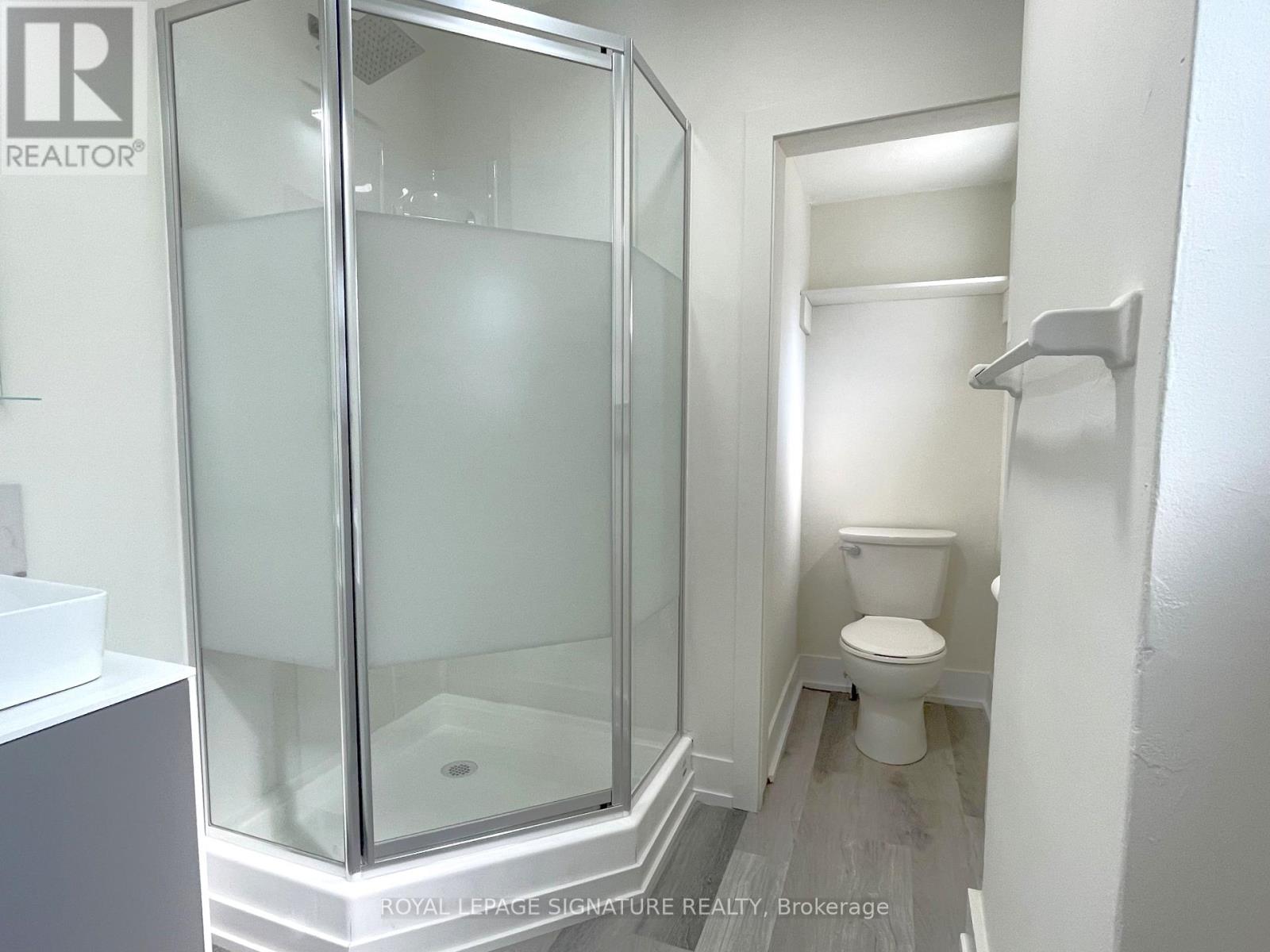 Main - 167 Barker Avenue, Toronto, Ontario  M4C 2P3 - Photo 14 - E13171518