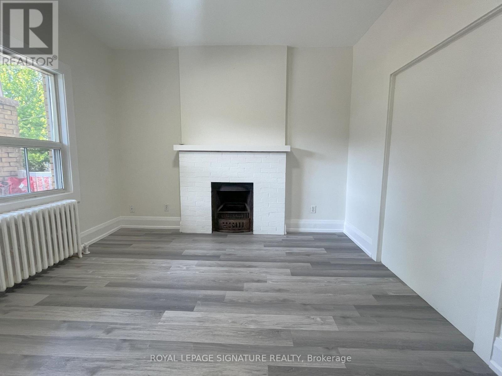 Main - 167 Barker Avenue, Toronto, Ontario  M4C 2P3 - Photo 2 - E13171518