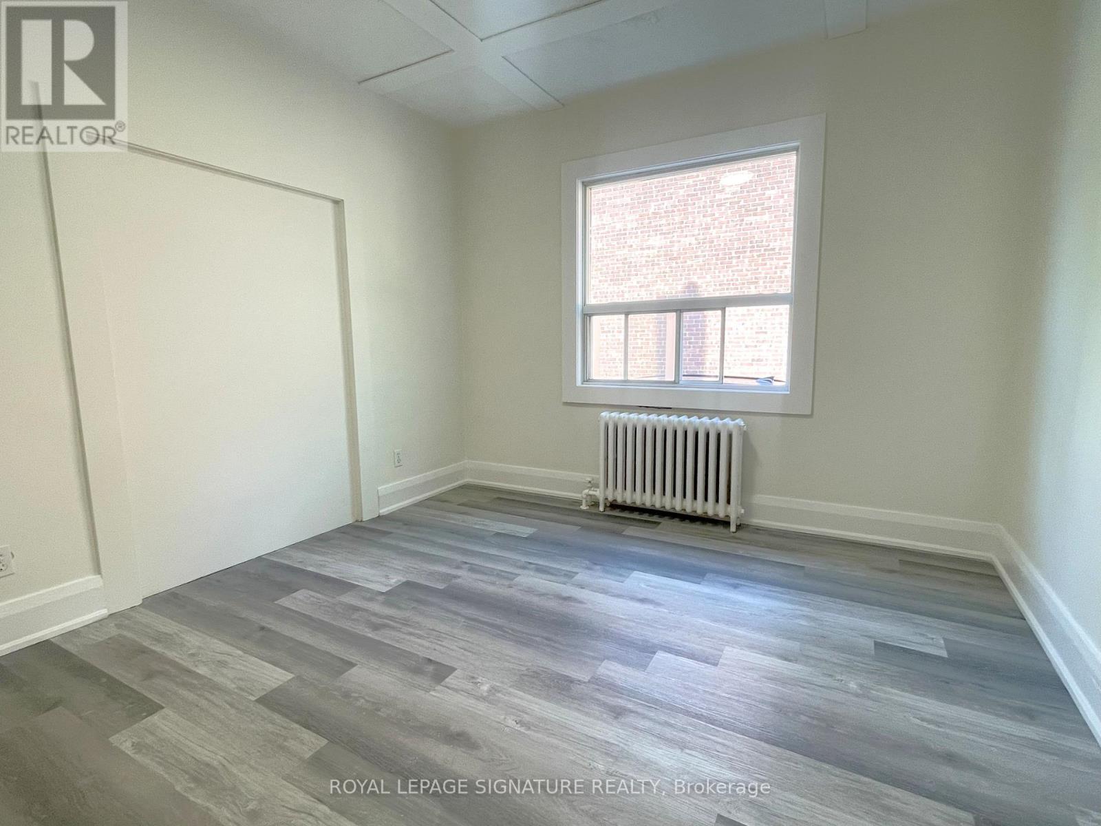 Main - 167 Barker Avenue, Toronto, Ontario  M4C 2P3 - Photo 7 - E13171518