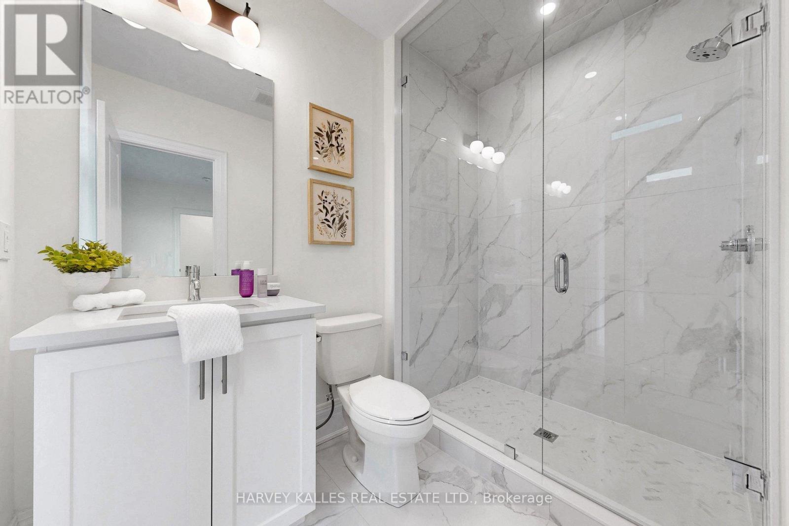 107 Winthrop Crescent, Vaughan, Ontario  L3L 0E5 - Photo 33 - N13171452