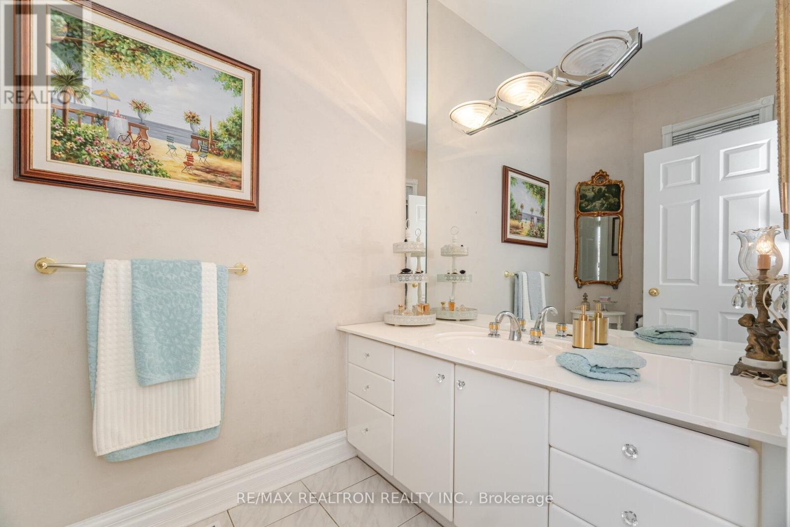 95 Loch Erne Lane, King, Ontario  L0G 1N0 - Photo 21 - N13171522