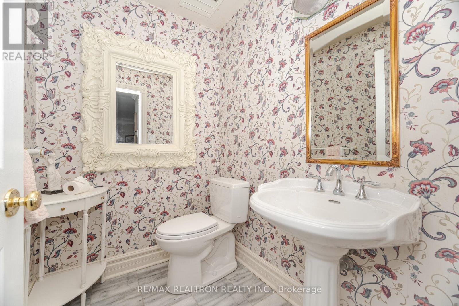 95 Loch Erne Lane, King, Ontario  L0G 1N0 - Photo 26 - N13171522